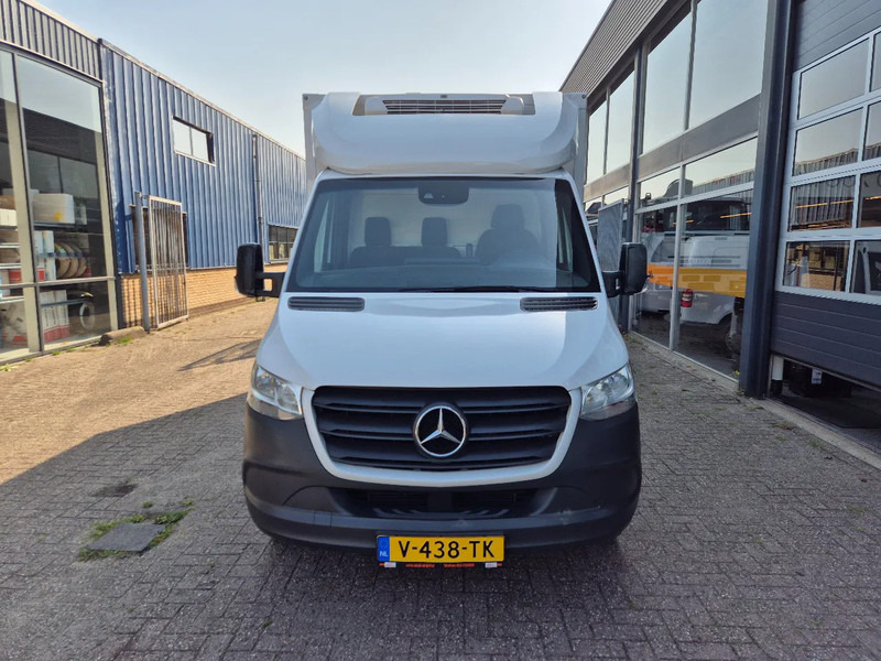 Mercedes-Benz Sprinter 316 CDI Kuhlkoffer Thermoking V300MAX st 230V Euro 6D (4) - Хладилен бус: снимка 4 Mercedes-Benz Sprinter 316 CDI Kuhlkoffer Thermoking V300MAX st 230V Euro 6D (4) - Хладилен бус: снимка 4