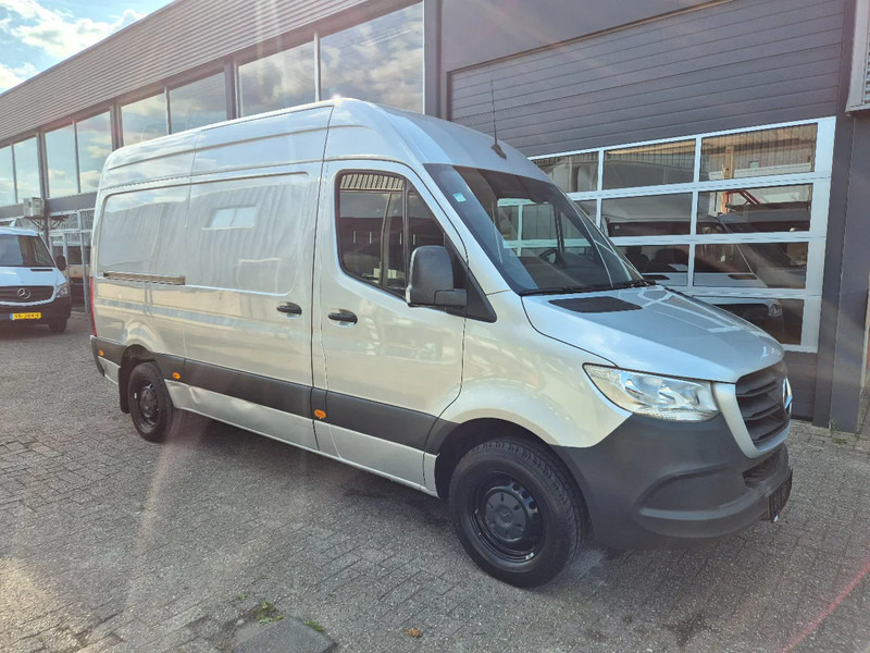 Mercedes-Benz Sprinter 316 CDI L2H2 RWD Euro 6C/ Airco/ Navi - Товарен бус: снимка 1 Mercedes-Benz Sprinter 316 CDI L2H2 RWD Euro 6C/ Airco/ Navi - Товарен бус: снимка 1