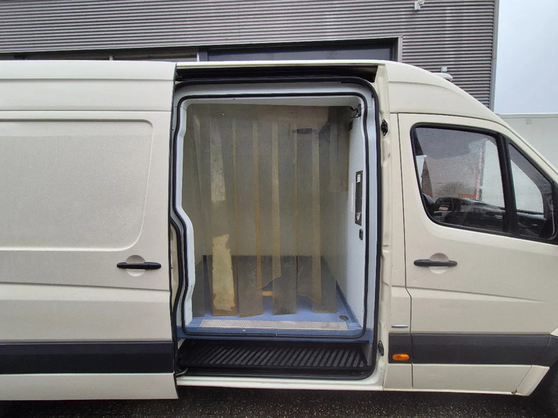 Хладилен бус Mercedes-Benz Sprinter 316 CDI L3H2 E6/ Koelwagen Carrier 400 MT -30/+30 Standby 380V: снимка 19
