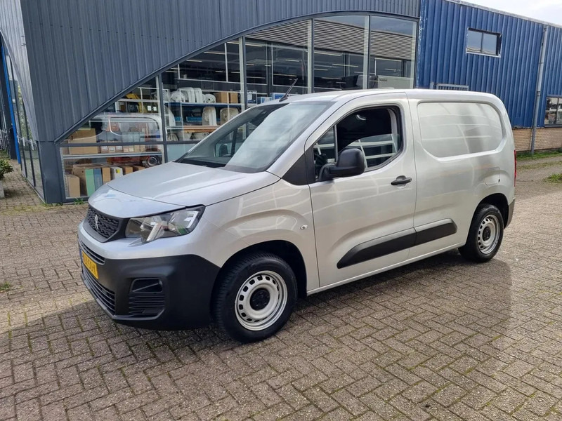 Peugeot Partner 1.5 HDI/ Koelwagen/ Airco/ Navi - Хладилен бус: снимка 4 Peugeot Partner 1.5 HDI/ Koelwagen/ Airco/ Navi - Хладилен бус: снимка 4