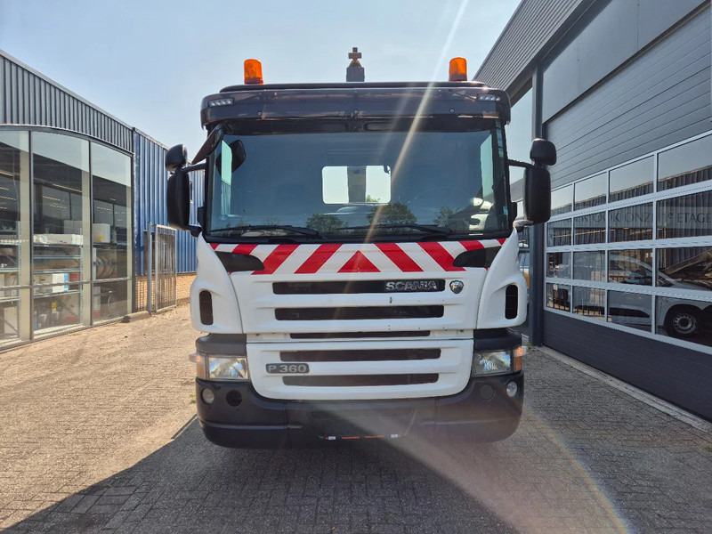 Scania P360 6X4 Containersysteem/ 21T Multilift/ Adjustable Hook - Камион с кабелна система: снимка 4 Scania P360 6X4 Containersysteem/ 21T Multilift/ Adjustable Hook - Камион с кабелна система: снимка 4