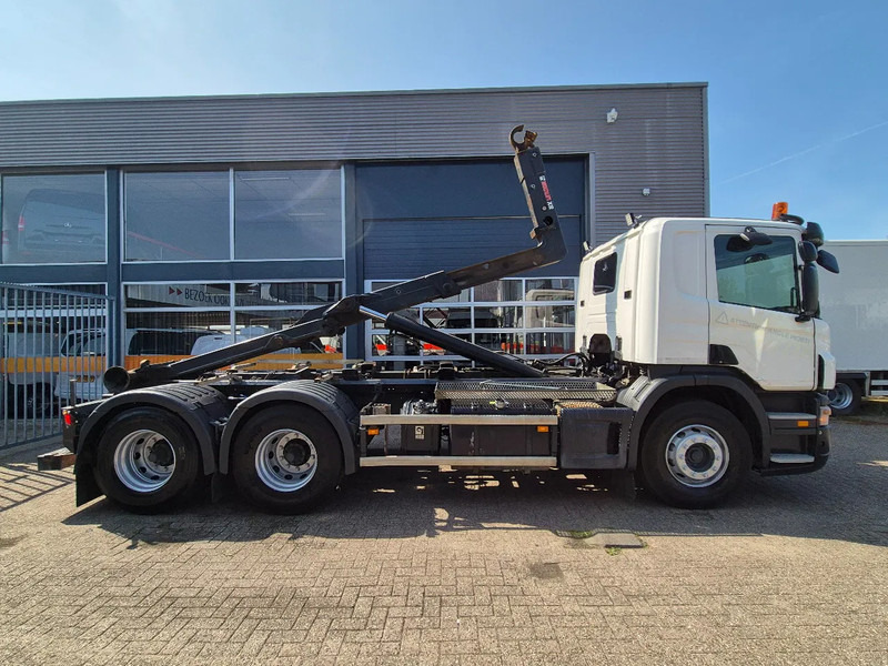 Scania P360 6X4 Containersysteem/ 21T Multilift/ Adjustable Hook - Камион с кабелна система: снимка 2 Scania P360 6X4 Containersysteem/ 21T Multilift/ Adjustable Hook - Камион с кабелна система: снимка 2