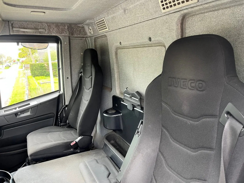 Камион фургон Iveco Stralis 190 310 HP ORIGINAL HOLLAND TRUCK EXCELLENT CONDITION: снимка 16