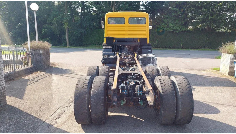 Шаси кабина MAN 26.372 MANUAL ZF GEARBOX STEEL SUSPENSION 6X4: снимка 10