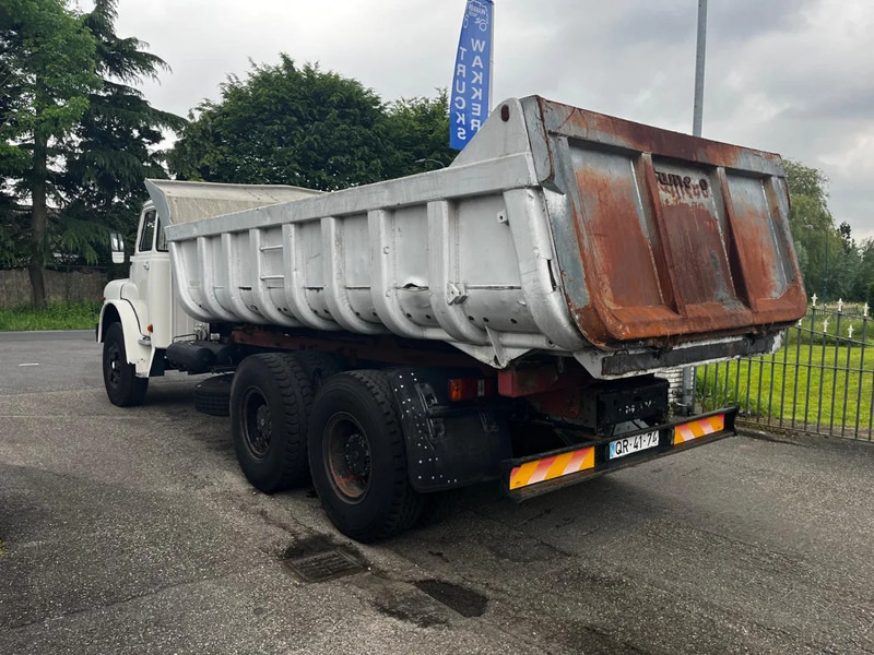 MAN 32.240 6x4 FULL STEEL SPRING KIPPER MANUAL GEARBOX - Самосвал камион: снимка 4 MAN 32.240 6x4 FULL STEEL SPRING KIPPER MANUAL GEARBOX - Самосвал камион: снимка 4