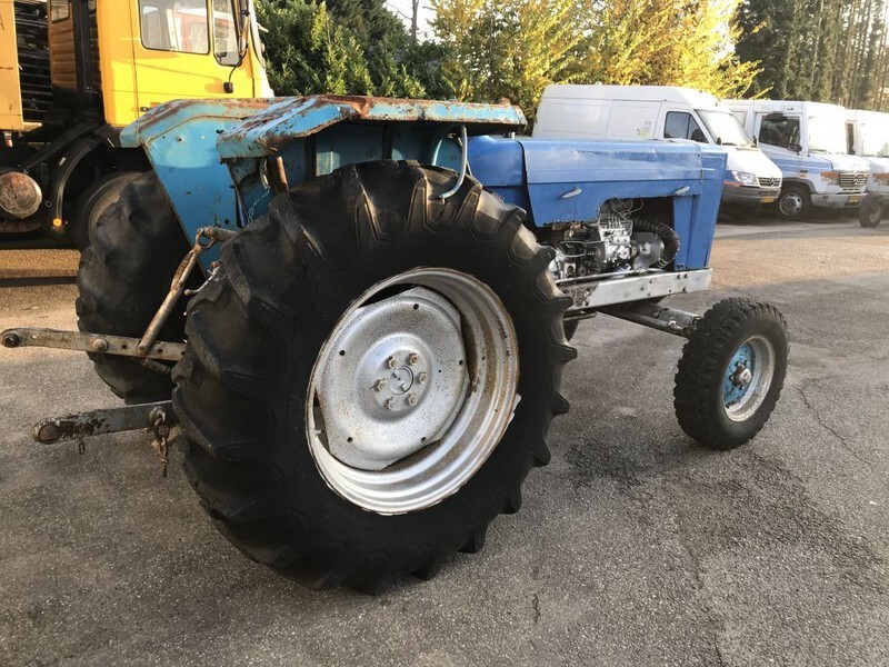 Massey Ferguson 65 / ebro - Трактор: снимка 4 Massey Ferguson 65 / ebro - Трактор: снимка 4