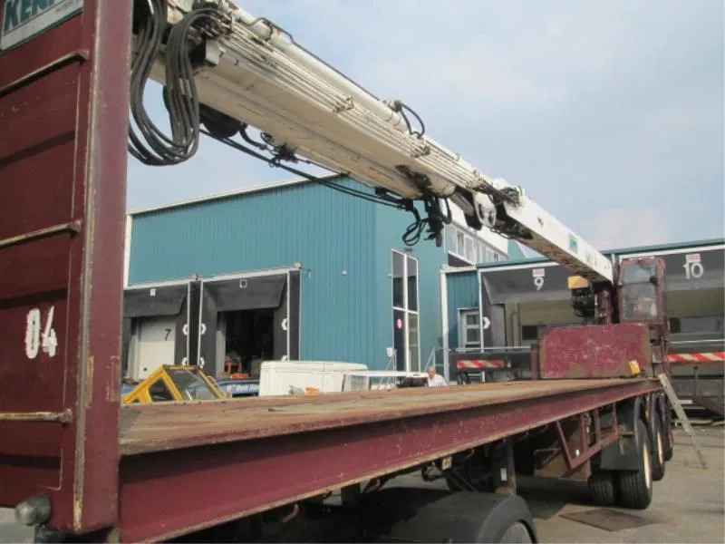 Pacton 3 AXLES WITH LONG CRANE - Бордово полуремарке/ Платформа: снимка 1 Pacton 3 AXLES WITH LONG CRANE - Бордово полуремарке/ Платформа: снимка 1