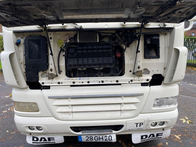 DAF CF 85.410 85CF 410 AUTOMATIC - Влекач: снимка 3 DAF CF 85.410 85CF 410 AUTOMATIC - Влекач: снимка 3