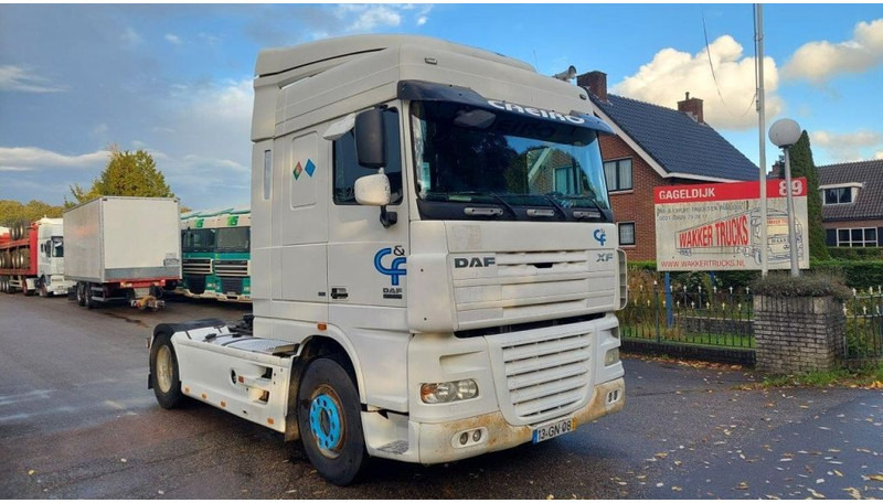 DAF XF 105.410 - Влекач: снимка 2 DAF XF 105.410 - Влекач: снимка 2