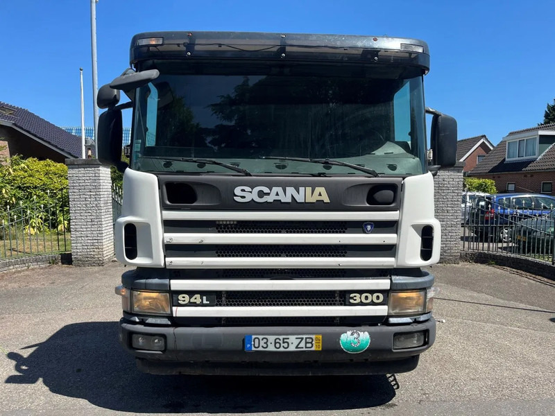 Scania P94-300 94 MANUAL GEARBOX AIRCO RETARDER 10-2004 - Влекач: снимка 2 Scania P94-300 94 MANUAL GEARBOX AIRCO RETARDER 10-2004 - Влекач: снимка 2