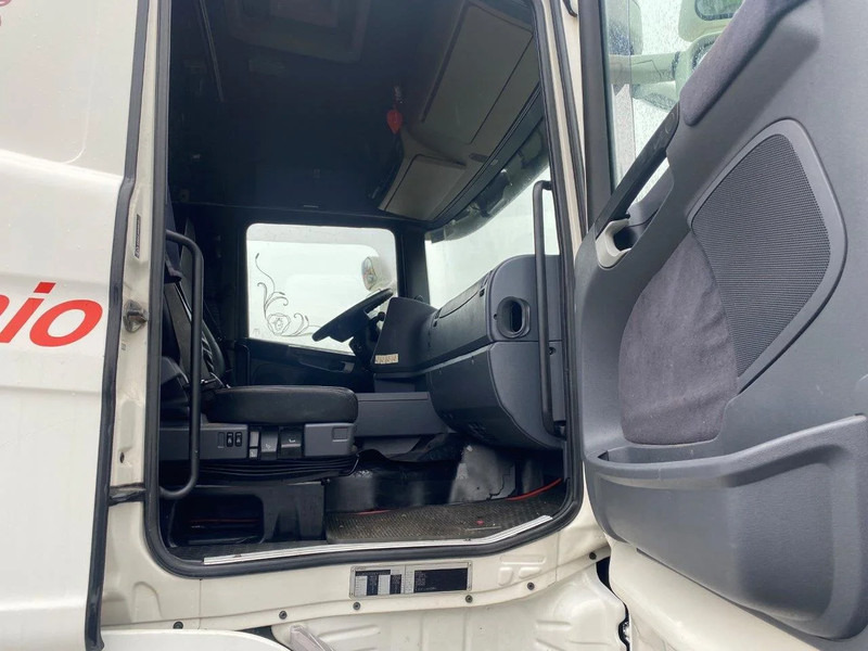 Scania R620-V8 RETARDER AIRCO OPTICRUISE V8 620 HP - Влекач: снимка 4 Scania R620-V8 RETARDER AIRCO OPTICRUISE V8 620 HP - Влекач: снимка 4