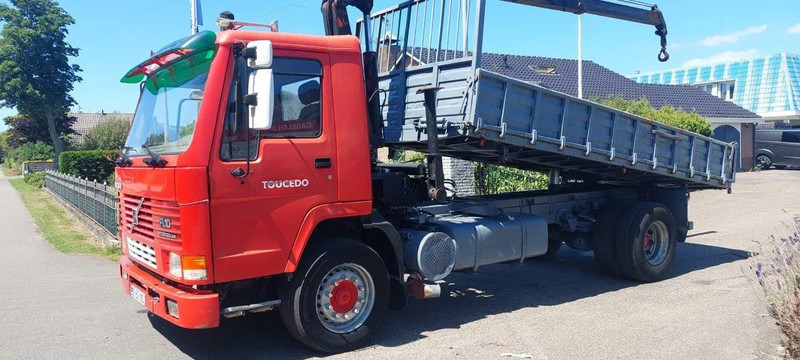 Volvo FL 10.320 4x2 Kipper Crane Steel Suspension - Самосвал камион, Камион с кран: снимка 2 Volvo FL 10.320 4x2 Kipper Crane Steel Suspension - Самосвал камион, Камион с кран: снимка 2