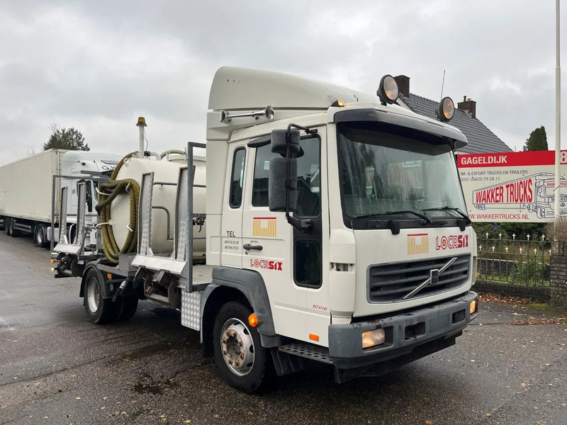 Volvo FL 611 FL6 11 4x2 with TANK, possible to remove the tank - Камион цистерна: снимка 4 Volvo FL 611 FL6 11 4x2 with TANK, possible to remove the tank - Камион цистерна: снимка 4