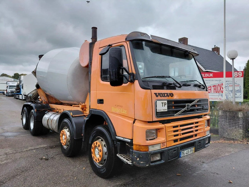 Volvo FM 12 8x4 Mixer Steel - Бетоновоз: снимка 2 Volvo FM 12 8x4 Mixer Steel - Бетоновоз: снимка 2