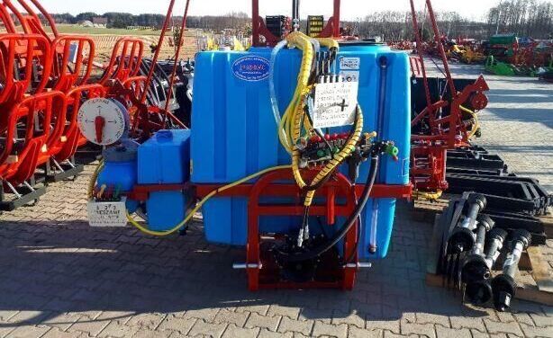 BIARZDKI Opryskiwacz zawieszany 1000 l / 15 - Навесна пръскачка: снимка 3 BIARZDKI Opryskiwacz zawieszany 1000 l / 15 - Навесна пръскачка: снимка 3