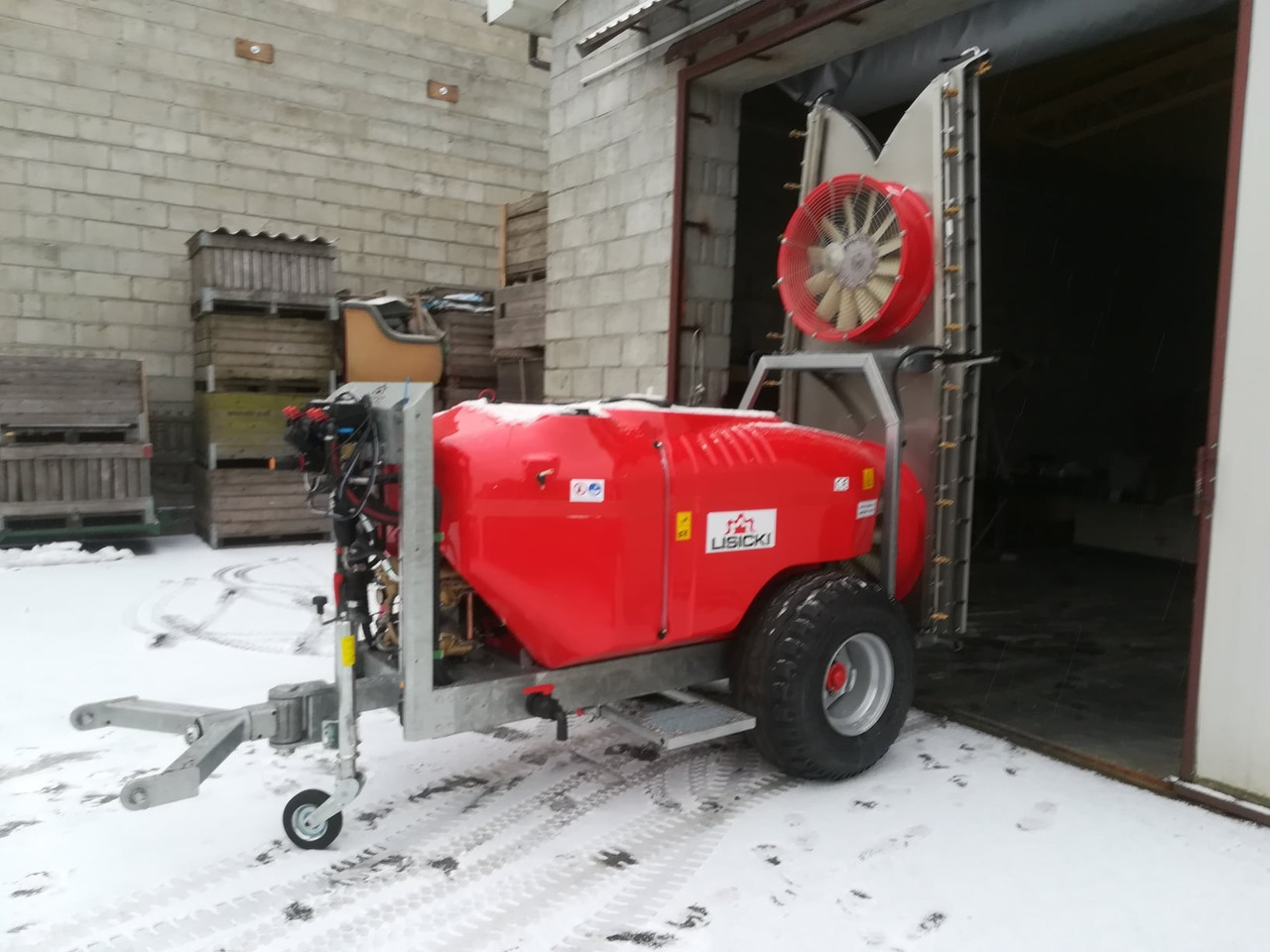 Lisicki Opryskiwacz sadowniczy / Orchard sprayer - Прикачна пръскачка: снимка 4 Lisicki Opryskiwacz sadowniczy / Orchard sprayer - Прикачна пръскачка: снимка 4