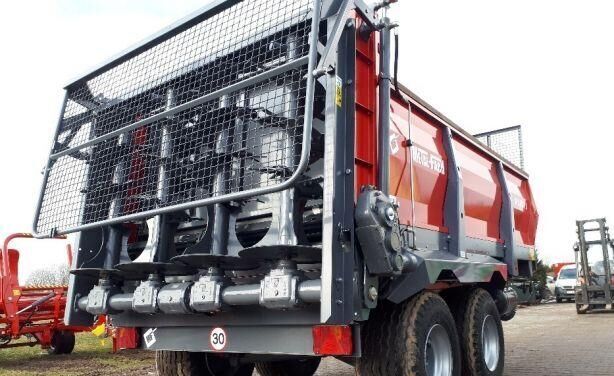 METAL-FACH Tandem - 6T - Разпръсквач за оборски тор: снимка 2 METAL-FACH Tandem - 6T - Разпръсквач за оборски тор: снимка 2