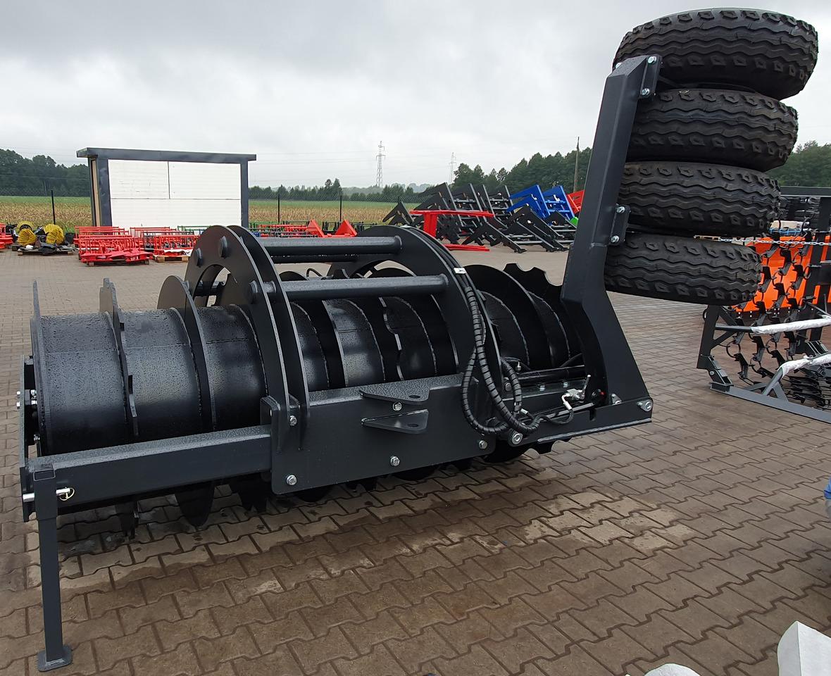 METAL-TECHNIK Wał Pryzmowy MT2 z dociskiem - Селскостопански валяк: снимка 1 METAL-TECHNIK Wał Pryzmowy MT2 z dociskiem - Селскостопански валяк: снимка 1