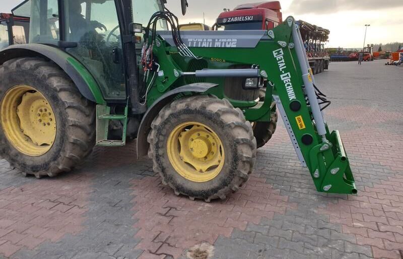 Metal-Technik Frontlader für John Deere 6620 / Ładowacz czołowy do John Deere - Челен товарач за трактор: снимка 2 Metal-Technik Frontlader für John Deere 6620 / Ładowacz czołowy do John Deere - Челен товарач за трактор: снимка 2