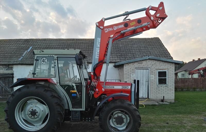 Metal-Technik Frontlader für MASSEY FERGUSON 3060 / Ładowacz czołowy do MASSEY - Челен товарач за трактор: снимка 1 Metal-Technik Frontlader für MASSEY FERGUSON 3060 / Ładowacz czołowy do MASSEY - Челен товарач за трактор: снимка 1