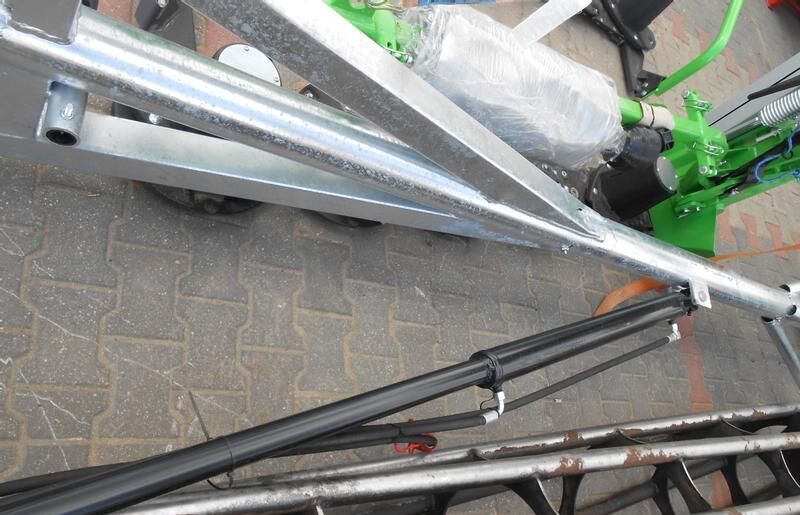 Metal-Technik Mieszadło do gnojowicy 5,4 m - Машина за торене: снимка 3 Metal-Technik Mieszadło do gnojowicy 5,4 m - Машина за торене: снимка 3
