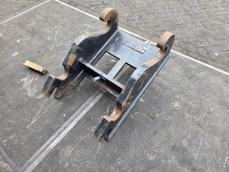 Adaptor plate cw55s kopplaat cw55s verachtert eurosteel - Бързо сменник за Строителна техника: снимка 3 Adaptor plate cw55s kopplaat cw55s verachtert eurosteel - Бързо сменник за Строителна техника: снимка 3