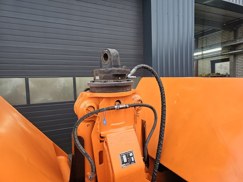 Jb clamshell 9500 liter sennebogen sennebogen liebherr lh fuchs mhl - Грайферна кофа за Строителна техника: снимка 4 Jb clamshell 9500 liter sennebogen sennebogen liebherr lh fuchs mhl - Грайферна кофа за Строителна техника: снимка 4