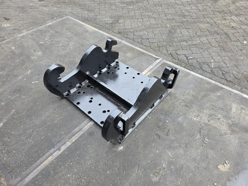 Kopplaat cw45 breedt adapter plate hammer plate verachtert cw45 - Бързо сменник за Строителна техника: снимка 3 Kopplaat cw45 breedt adapter plate hammer plate verachtert cw45 - Бързо сменник за Строителна техника: снимка 3