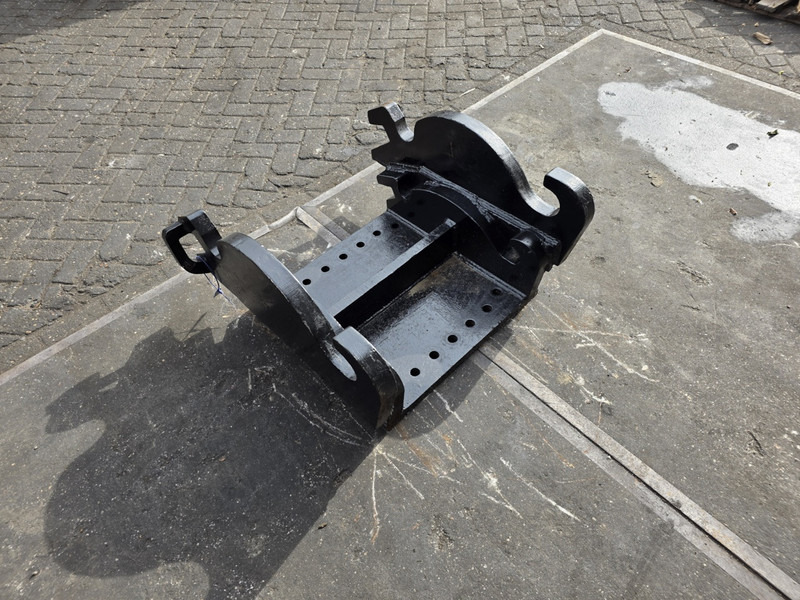 Kopplaat verachtert cat cw45 cw 40 verachtert caterpillar patern - Бързо сменник за Строителна техника: снимка 4 Kopplaat verachtert cat cw45 cw 40 verachtert caterpillar patern - Бързо сменник за Строителна техника: снимка 4