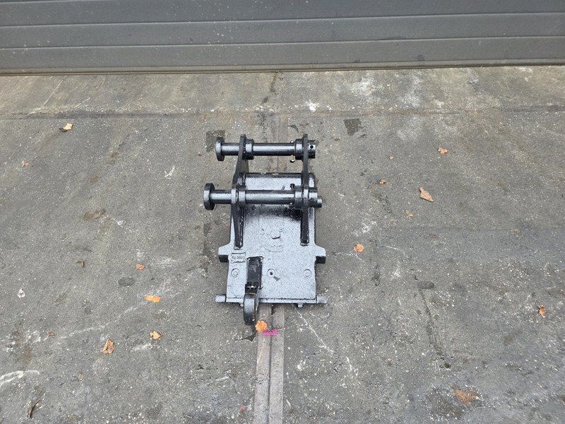 Snelwissel cw 10 mechanisch coupler verachtert cw 10 snelwissel - Бързо сменник за Строителна техника: снимка 1 Snelwissel cw 10 mechanisch coupler verachtert cw 10 snelwissel - Бързо сменник за Строителна техника: снимка 1