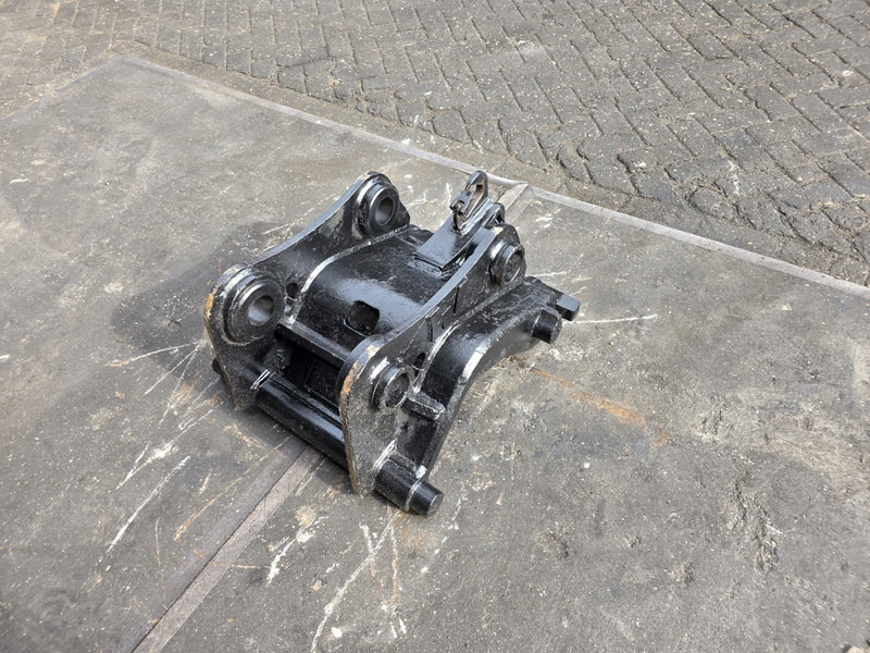 Snelwissel cw30 cw 40 verachtert coupler verachtert cw30 cw 40 - Бързо сменник за Строителна техника: снимка 3 Snelwissel cw30 cw 40 verachtert coupler verachtert cw30 cw 40 - Бързо сменник за Строителна техника: снимка 3