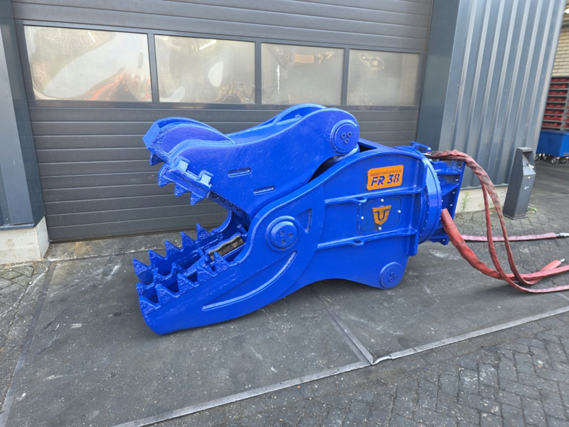 Trevibenne fr 38 vergruizer crusher trevibenne - Хидравлична ножица: снимка 2 Trevibenne fr 38 vergruizer crusher trevibenne - Хидравлична ножица: снимка 2