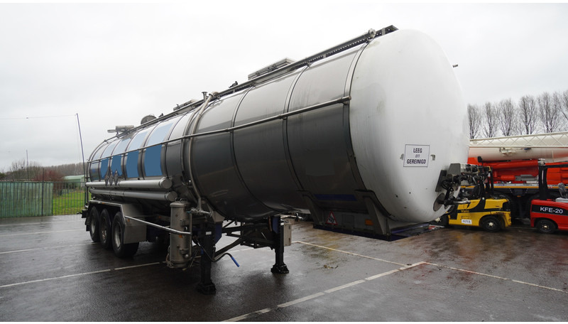 Burg 3 AXLE WATER TANK 32.000LTR - Полуремарке цистерна: снимка 3 Burg 3 AXLE WATER TANK 32.000LTR - Полуремарке цистерна: снимка 3