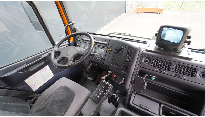 DAF CF 65.210 HOOKARM SYSTEM WITH PALFINGER PK 9501 CRANE - Камион с кран: снимка 5 DAF CF 65.210 HOOKARM SYSTEM WITH PALFINGER PK 9501 CRANE - Камион с кран: снимка 5