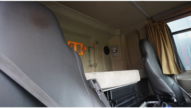 Камион с кран DAF CF 85.360 6x2 OPEN BOX WITH HMF 5300 CRANE: снимка 7
