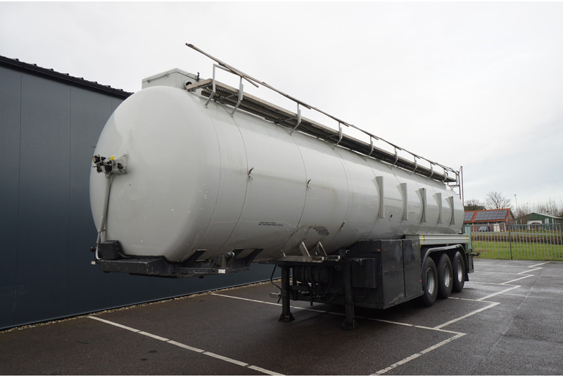 Dijkstra 3 AXLE TANK TRAILER 36 M3 - Полуремарке цистерна: снимка 2 Dijkstra 3 AXLE TANK TRAILER 36 M3 - Полуремарке цистерна: снимка 2