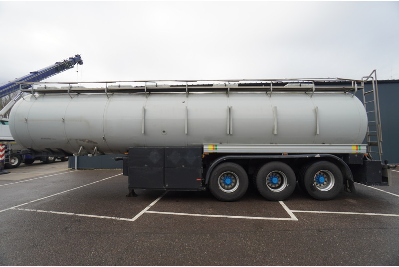 Dijkstra 3 AXLE TANK TRAILER 36 M3 - Полуремарке цистерна: снимка 1 Dijkstra 3 AXLE TANK TRAILER 36 M3 - Полуремарке цистерна: снимка 1