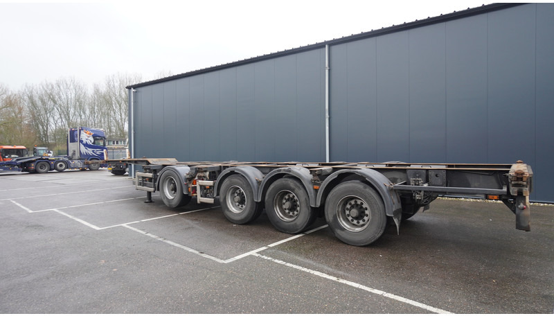 Floor 4 AXLE BREAKER CONTAINER TRAILER - Контейнеровоз/ Сменна каросерия полуремарке: снимка 4 Floor 4 AXLE BREAKER CONTAINER TRAILER - Контейнеровоз/ Сменна каросерия полуремарке: снимка 4
