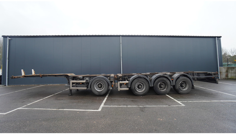 Floor 4 AXLE BREAKER CONTAINER TRAILER - Контейнеровоз/ Сменна каросерия полуремарке: снимка 1 Floor 4 AXLE BREAKER CONTAINER TRAILER - Контейнеровоз/ Сменна каросерия полуремарке: снимка 1