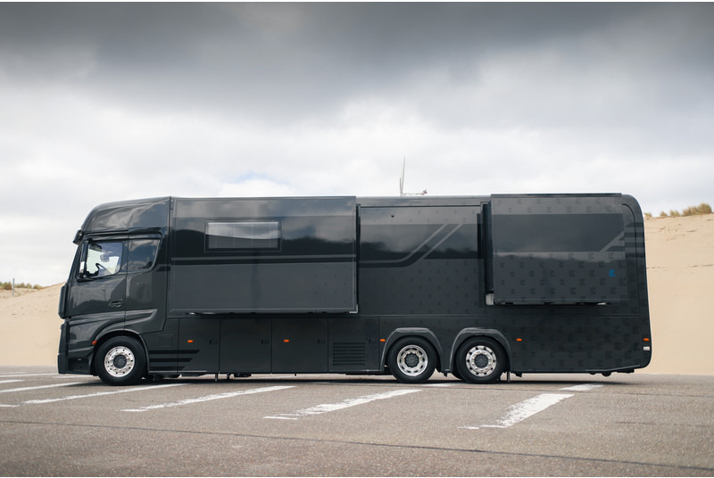 Mercedes-Benz ACTROS 2651 6X2 STX CAMPER POP-OUT MOTORHOME - Кемпер: снимка 2 Mercedes-Benz ACTROS 2651 6X2 STX CAMPER POP-OUT MOTORHOME - Кемпер: снимка 2