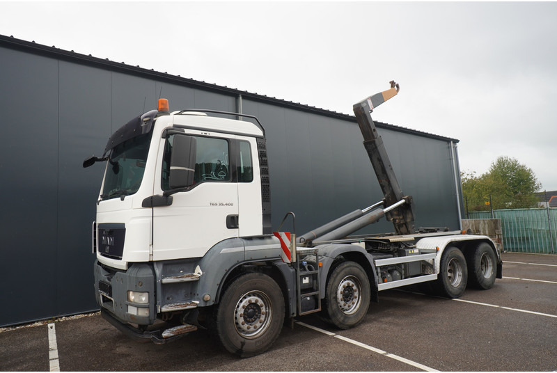 MAN TGS 35.400 8x4 HOOKARM SYSTEM MANUAL GEARBOX - Мултилифт с кука камион: снимка 2 MAN TGS 35.400 8x4 HOOKARM SYSTEM MANUAL GEARBOX - Мултилифт с кука камион: снимка 2