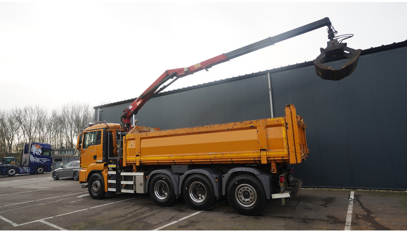 MAN TGS 35-440 8X4 2 SIDE TIPPER WITH HMF Z 1943 CRANE 415.000KM - Камион с кран: снимка 4 MAN TGS 35-440 8X4 2 SIDE TIPPER WITH HMF Z 1943 CRANE 415.000KM - Камион с кран: снимка 4