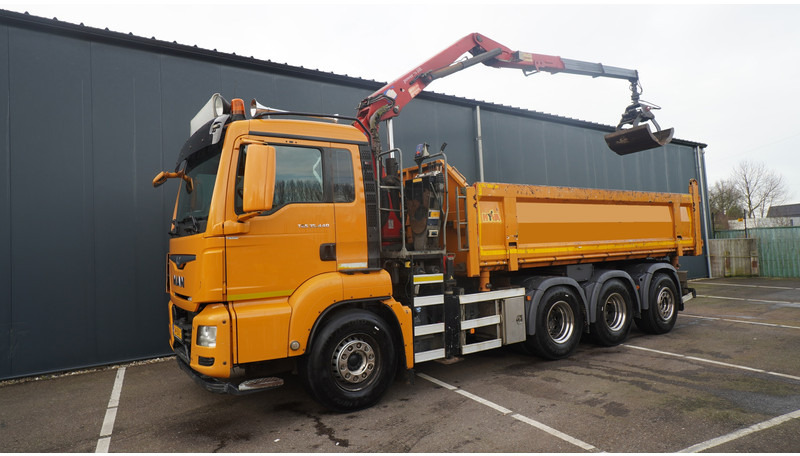 MAN TGS 35.440 8X4 2 SIDE TIPPER WITH HMF Z 1943 CRANE 415.000KM - Камион с кран: снимка 3 MAN TGS 35.440 8X4 2 SIDE TIPPER WITH HMF Z 1943 CRANE 415.000KM - Камион с кран: снимка 3