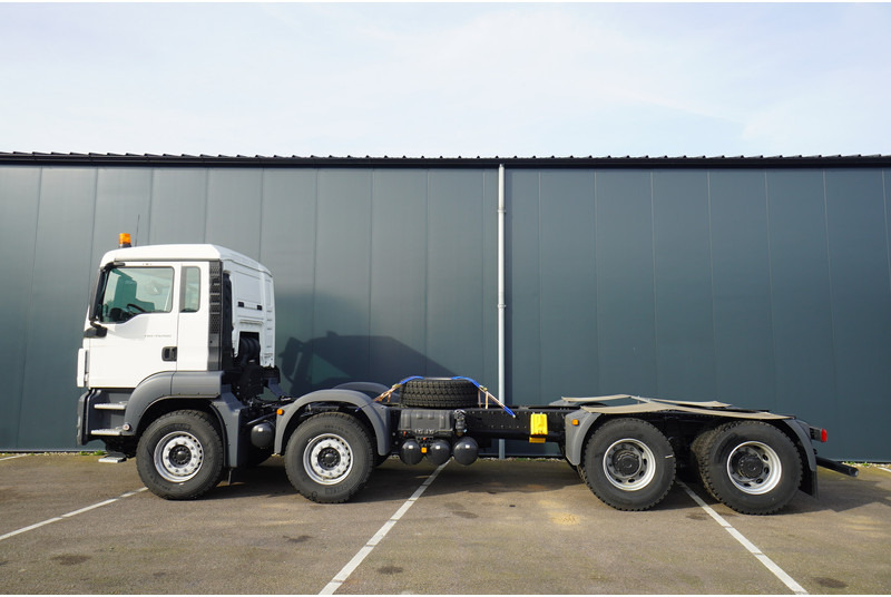 MAN TGS41.400 8X4 BB-WW NEW UNUSED CHASSIS EURO3 - Шаси кабина: снимка 1 MAN TGS41.400 8X4 BB-WW NEW UNUSED CHASSIS EURO3 - Шаси кабина: снимка 1