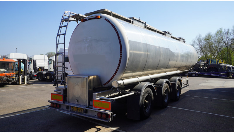 Magyar 3 AXLE FOOD TANK TRAILER 41.410LTR - Полуремарке цистерна: снимка 5 Magyar 3 AXLE FOOD TANK TRAILER 41.410LTR - Полуремарке цистерна: снимка 5