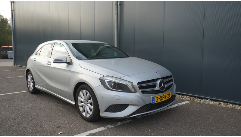 Mercedes-Benz A-Klasse A180 CDI EURO 5 - Микробус, Пътнически бус: снимка 2 Mercedes-Benz A-Klasse A180 CDI EURO 5 - Микробус, Пътнически бус: снимка 2