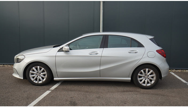 Mercedes-Benz A180d EURO6 - Микробус, Пътнически бус: снимка 1 Mercedes-Benz A180d EURO6 - Микробус, Пътнически бус: снимка 1