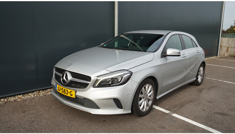 Mercedes-Benz A180d EURO6 - Микробус, Пътнически бус: снимка 2 Mercedes-Benz A180d EURO6 - Микробус, Пътнически бус: снимка 2