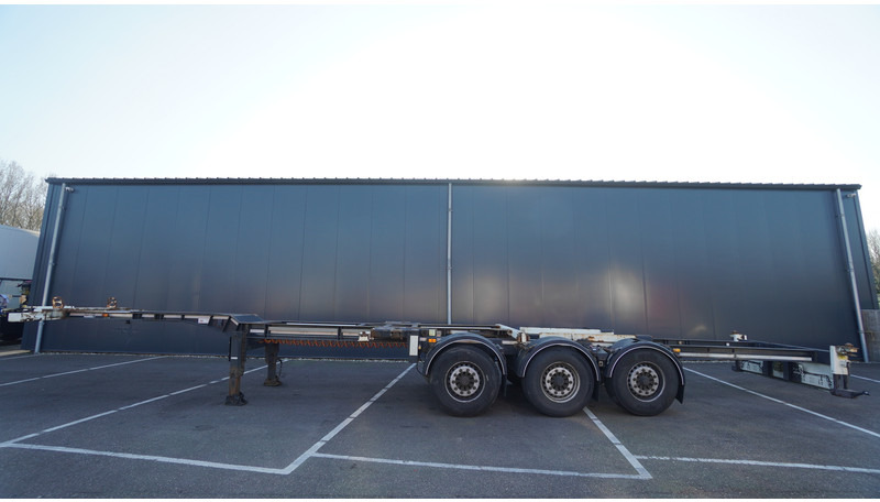 Renders 3 AXLE EXTENDABLE CONTAINER TRANSPORT TRAILER - Контейнеровоз/ Сменна каросерия полуремарке: снимка 1 Renders 3 AXLE EXTENDABLE CONTAINER TRANSPORT TRAILER - Контейнеровоз/ Сменна каросерия полуремарке: снимка 1