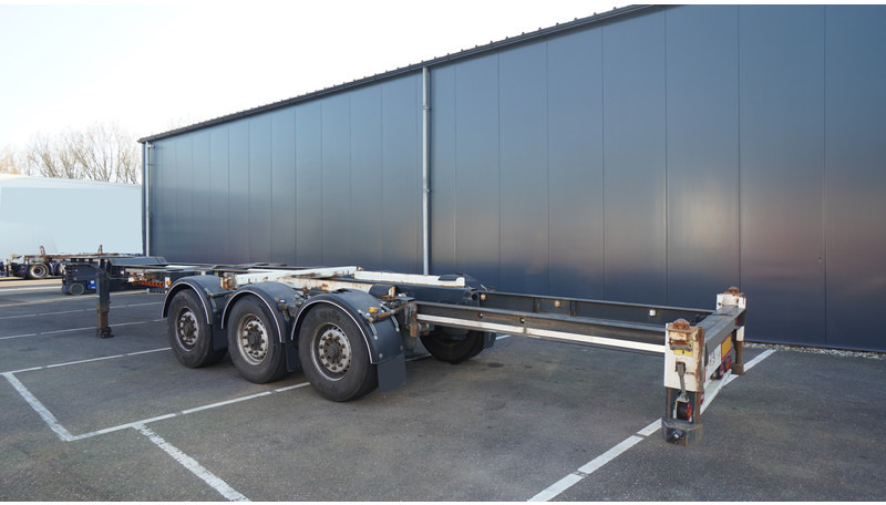 Renders 3 AXLE EXTENDABLE CONTAINER TRANSPORT TRAILER - Контейнеровоз/ Сменна каросерия полуремарке: снимка 4 Renders 3 AXLE EXTENDABLE CONTAINER TRANSPORT TRAILER - Контейнеровоз/ Сменна каросерия полуремарке: снимка 4
